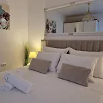Duje Apartman